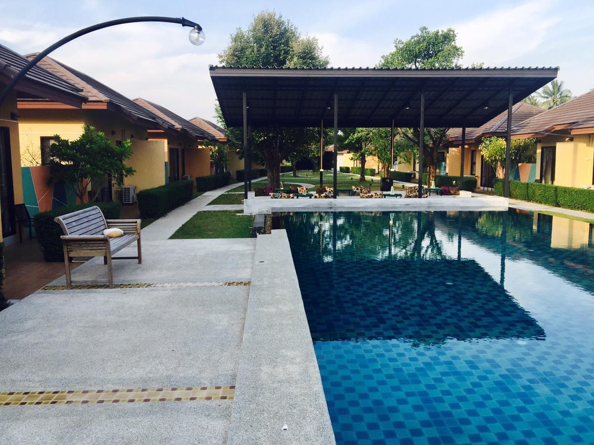Green Adamas Resort Чумфон Екстериор снимка