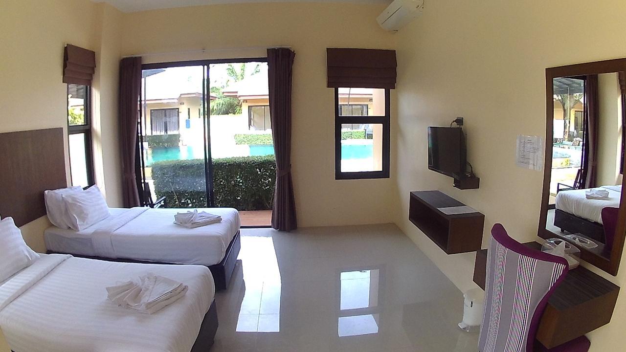 Green Adamas Resort Чумфон Екстериор снимка
