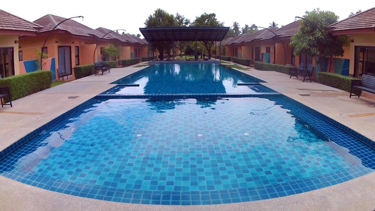 Green Adamas Resort Чумфон Екстериор снимка