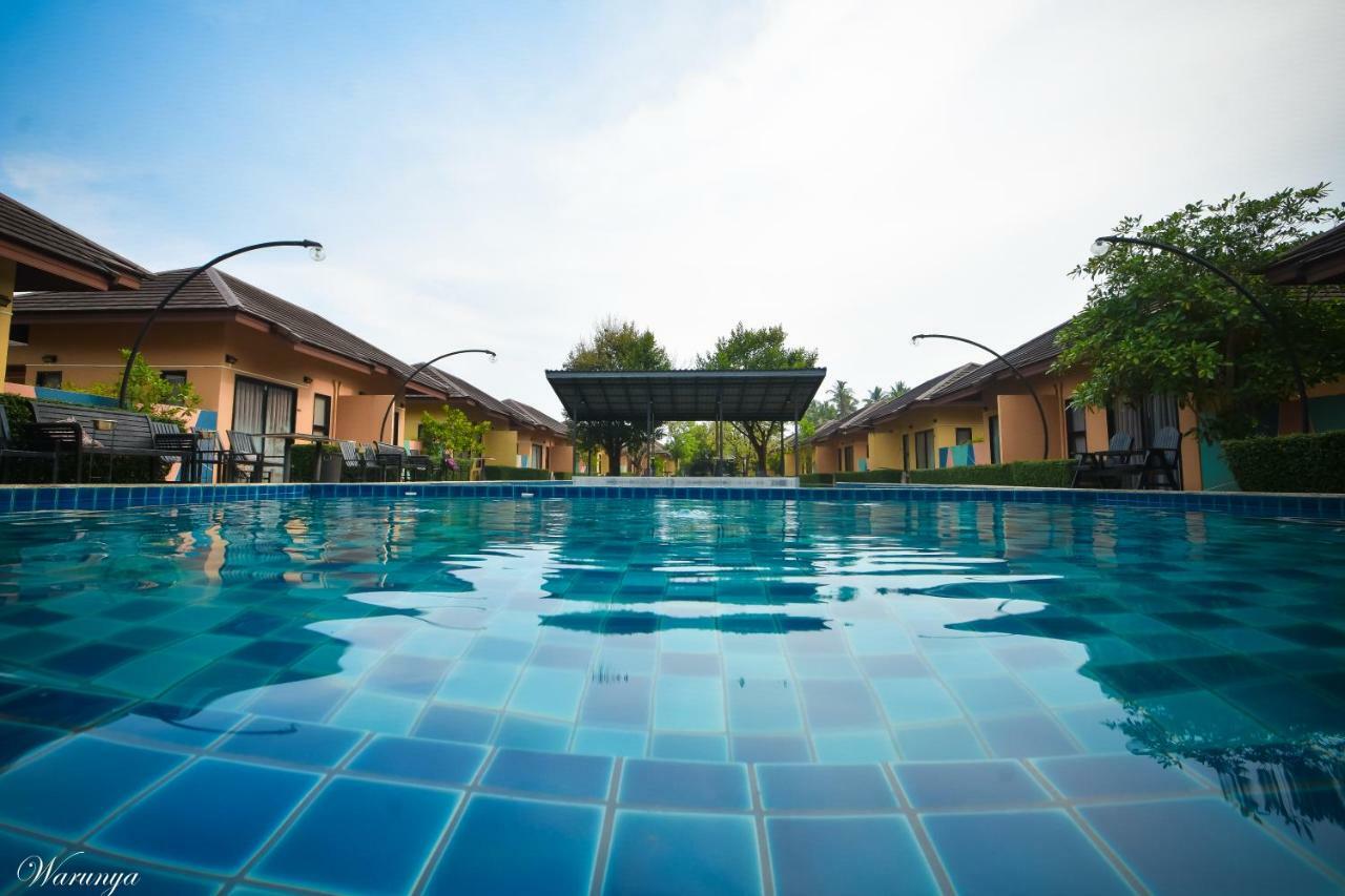 Green Adamas Resort Чумфон Екстериор снимка